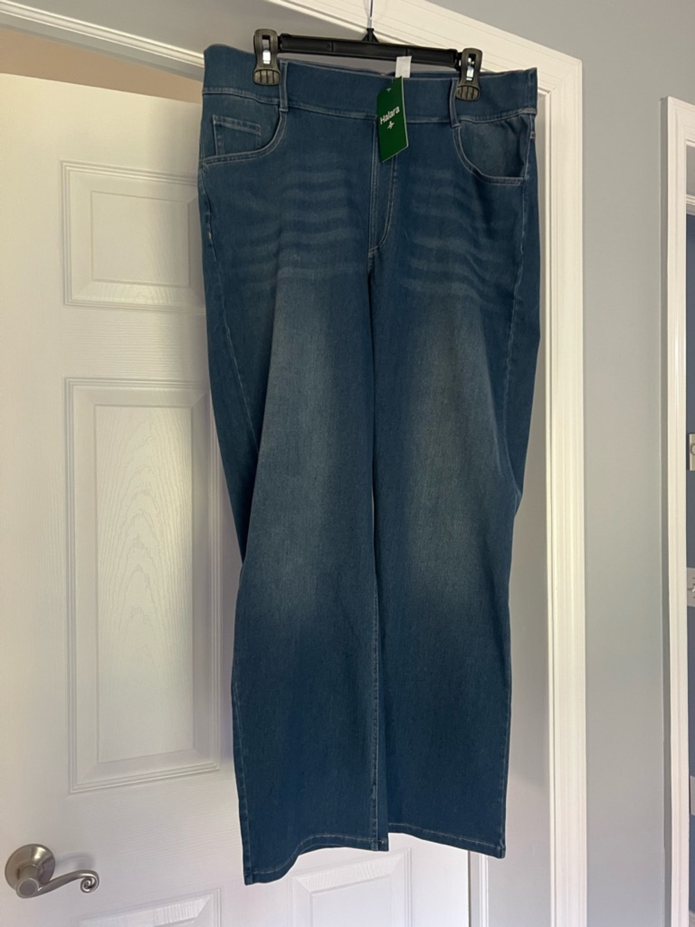 HALARA Women’s Deep Blue Straight-Leg Jeans